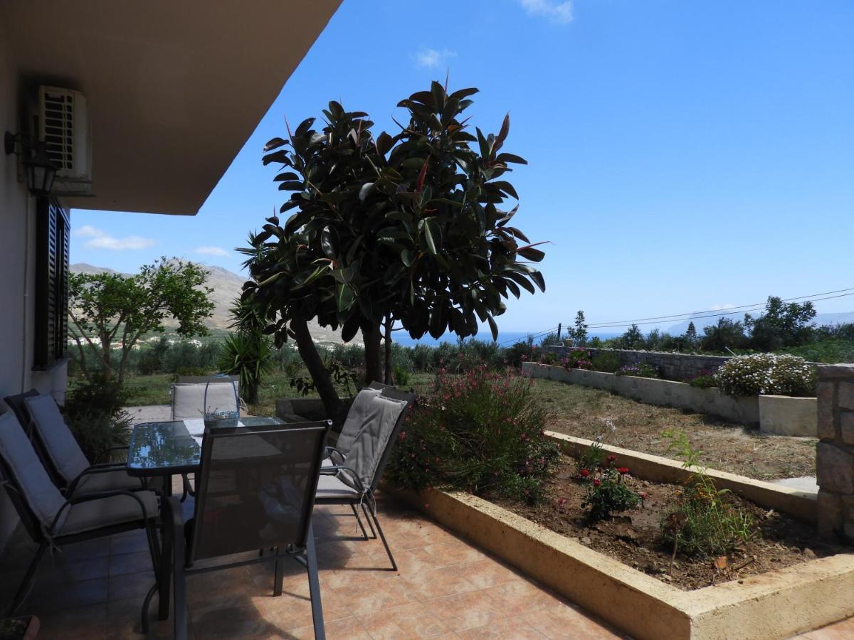 Вилла Chrissi'S House With Garden And Sea View Zerviana Киссамос Экстерьер фото